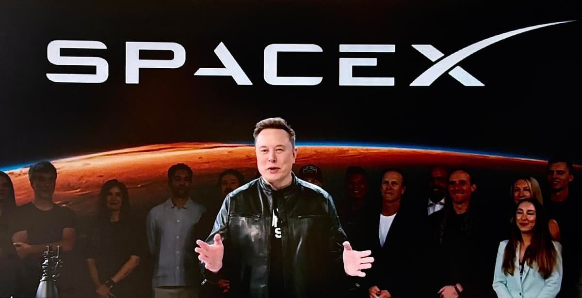 SpaceX compra una de las herramientas de IA preferidas por programadores