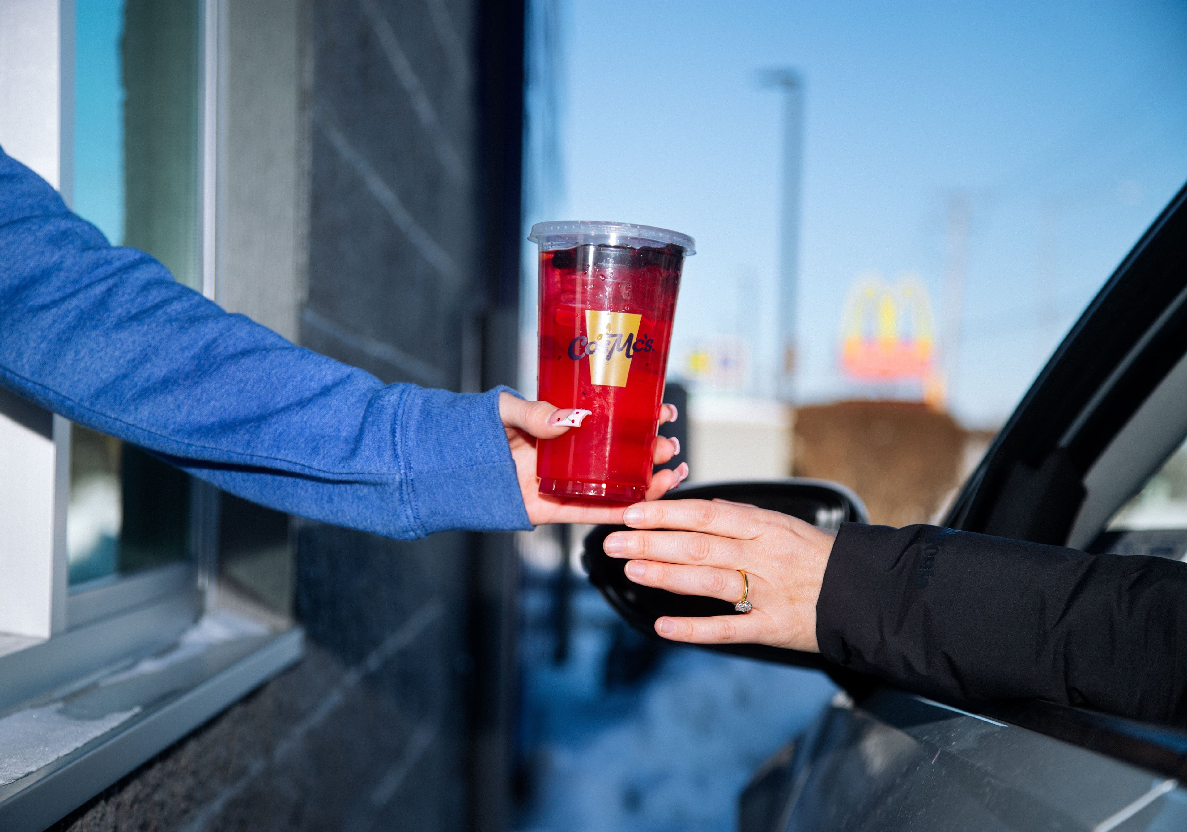 McDonald’s quiere competir con Starbucks… y ahora va por las bebidas energéticas